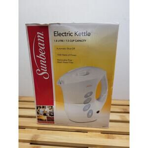 Sunbeam SEK17 Electric Water Kettle 7.5 Cups ,White ,Mesh Filter, Open Box, New